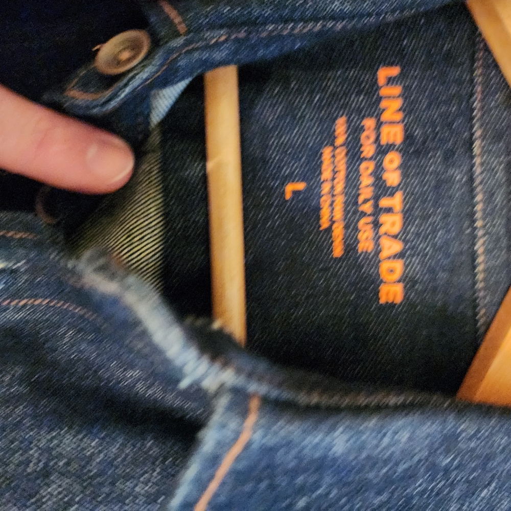 Line Of Trade Button Down - image 3